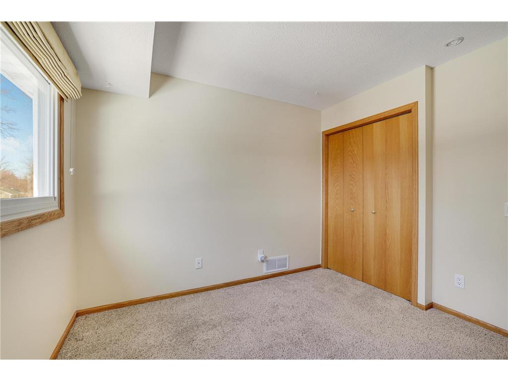 2305 E 122nd Street Burnsville MN 55337 7029796 image18