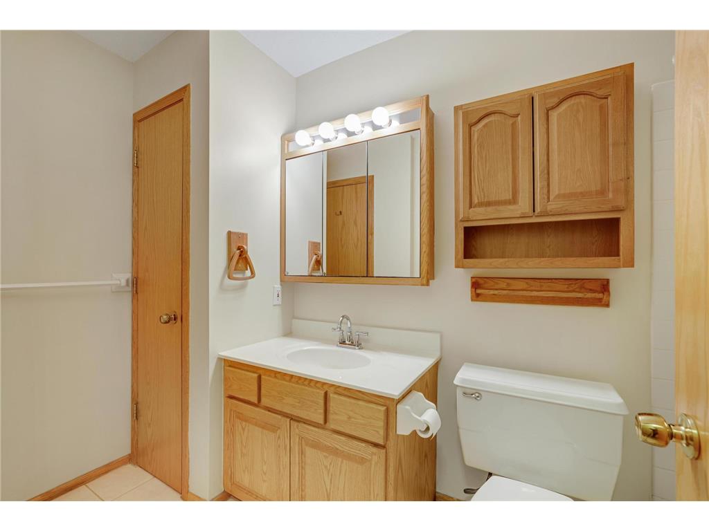 2305 E 122nd Street Burnsville MN 55337 7029796 image20