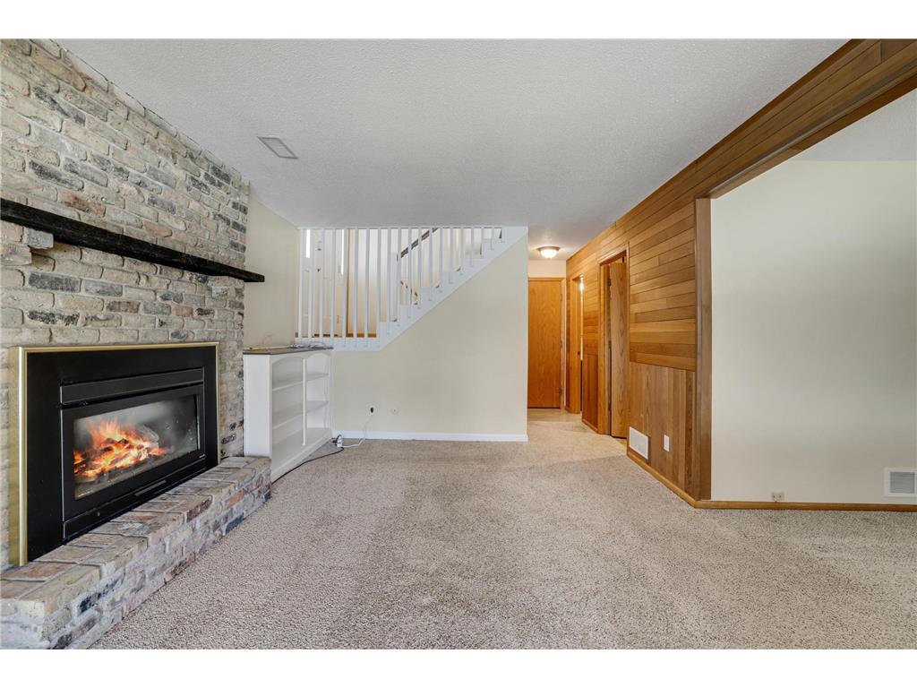 2305 E 122nd Street Burnsville MN 55337 7029796 image22