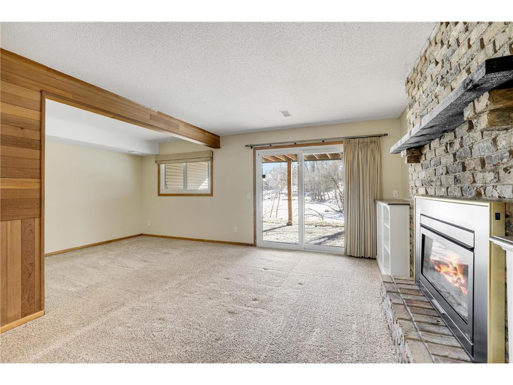 2305 E 122nd Street Burnsville MN 55337 7029796 image24