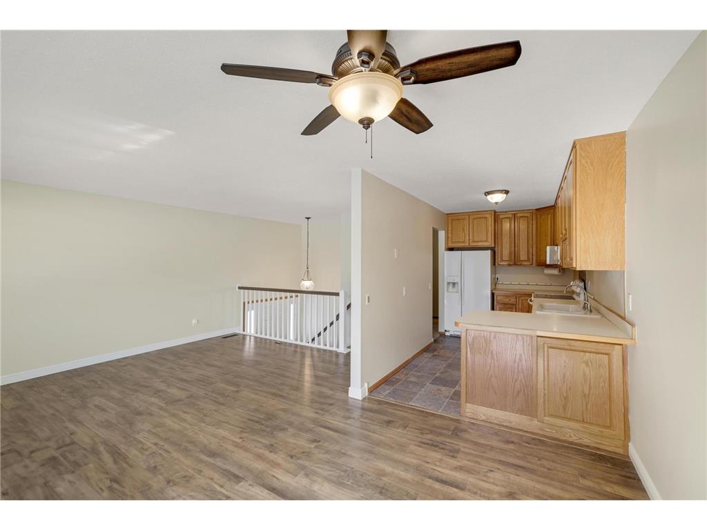 2305 E 122nd Street Burnsville MN 55337 7029796 image8