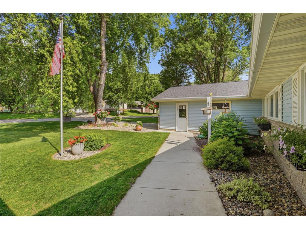 2305 NE COUNTRY CLUB DR Willmar MN 56201 - Willmar 7098122 image29