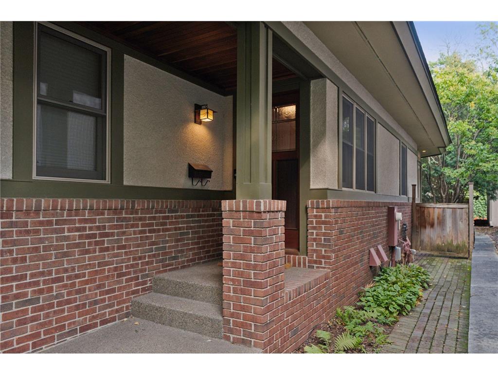 2305 Newton Avenue S Minneapolis MN 55405 7061918 image11