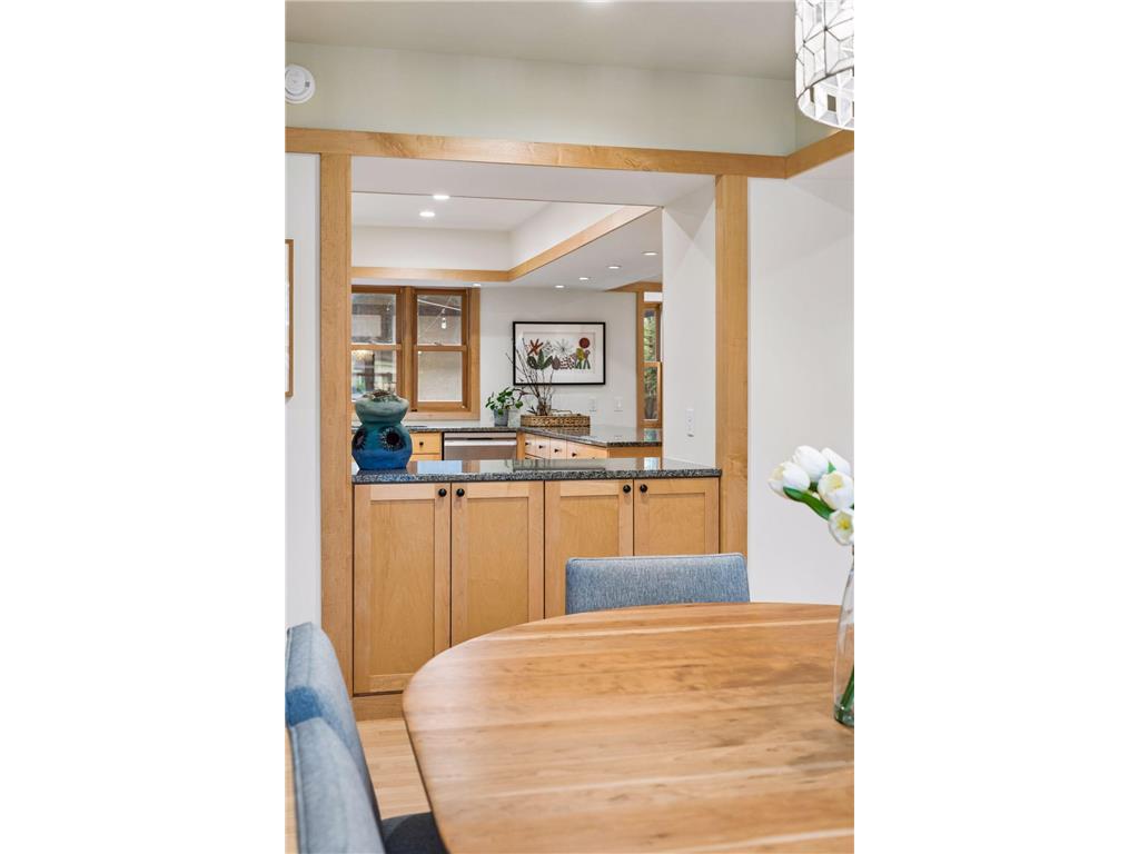 2305 Newton Avenue S Minneapolis MN 55405 7061918 image20