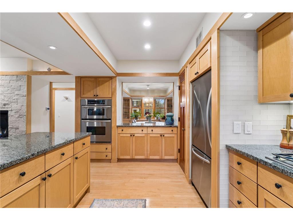 2305 Newton Avenue S Minneapolis MN 55405 7061918 image28
