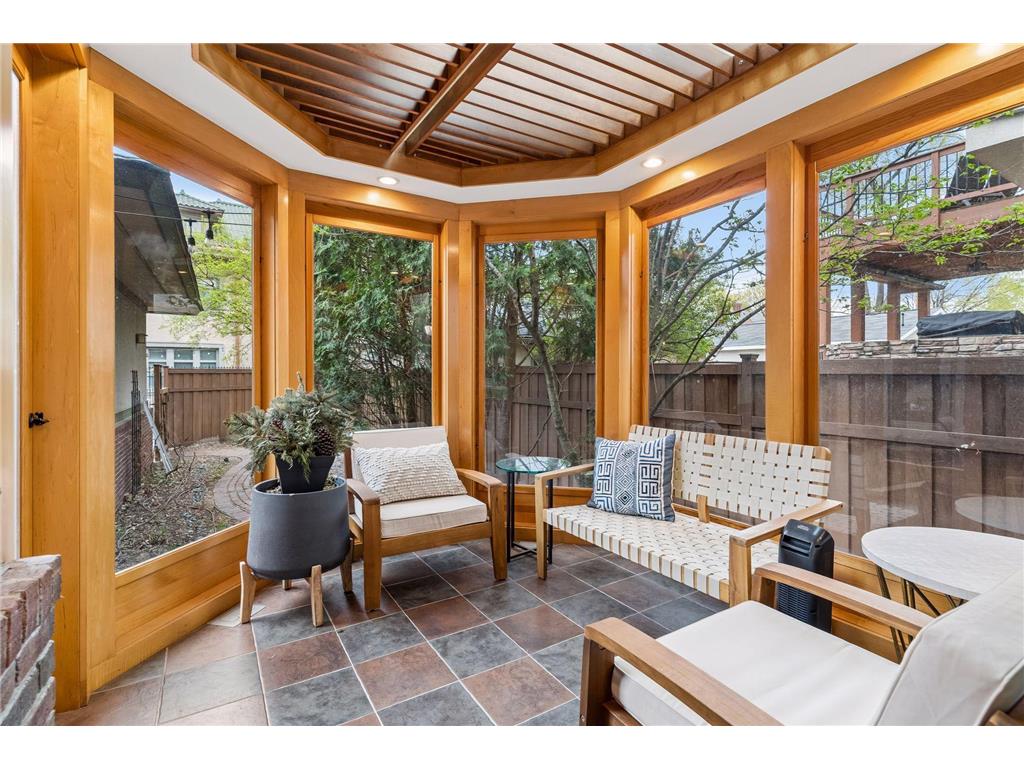 2305 Newton Avenue S Minneapolis MN 55405 7061918 image36