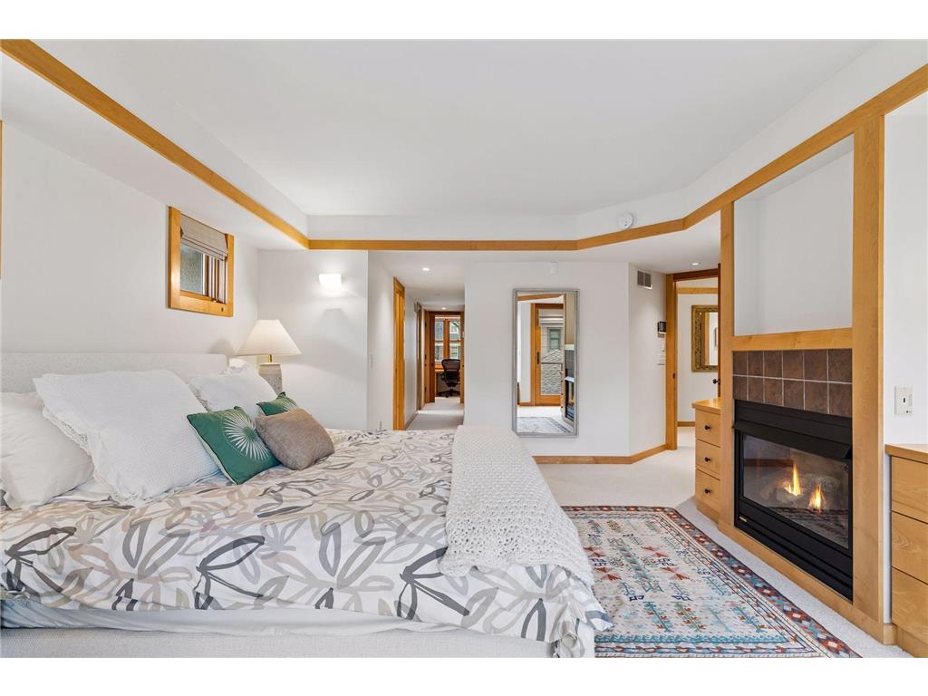 2305 Newton Avenue S Minneapolis MN 55405 7061918 image59