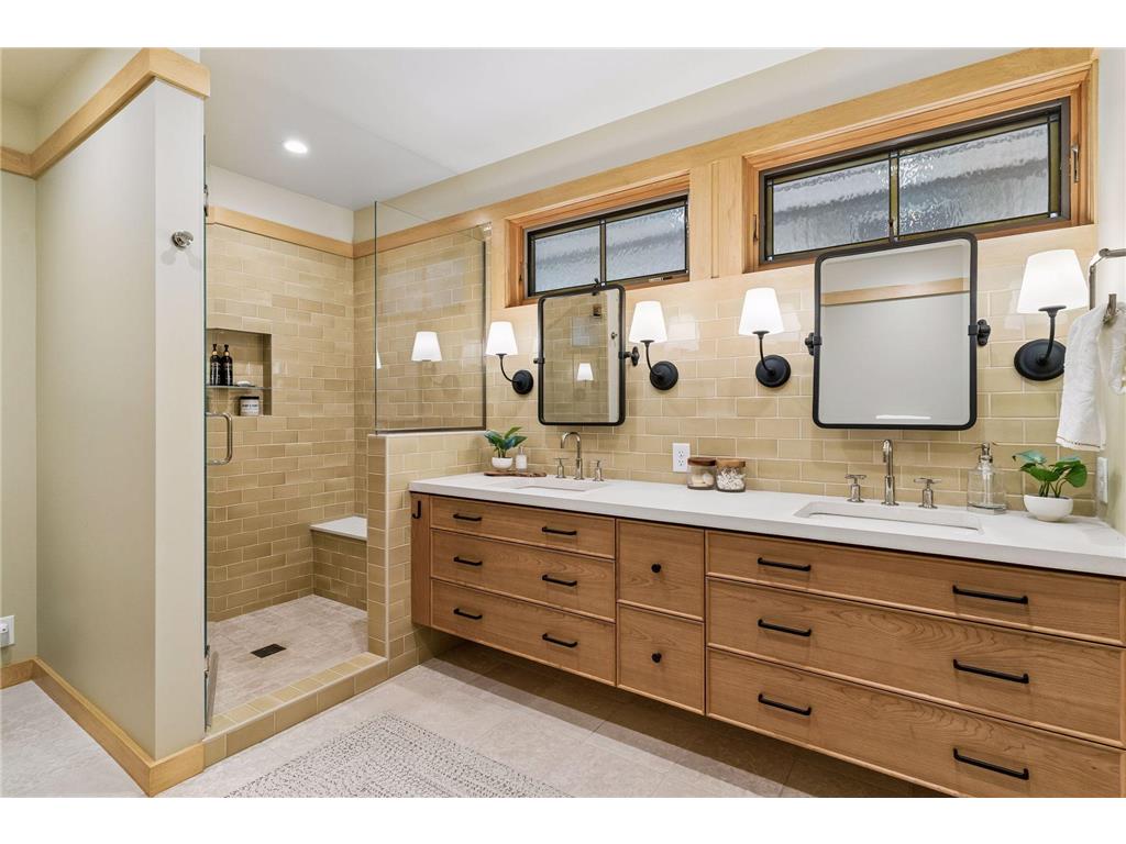 2305 Newton Avenue S Minneapolis MN 55405 7061918 image61