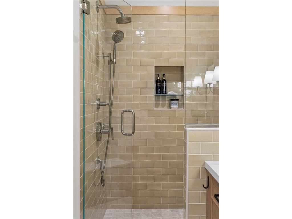 2305 Newton Avenue S Minneapolis MN 55405 7061918 image62