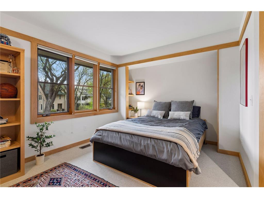 2305 Newton Avenue S Minneapolis MN 55405 7061918 image65