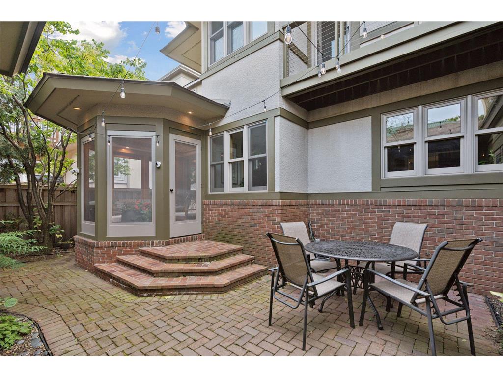 2305 Newton Avenue S Minneapolis MN 55405 7061918 image90