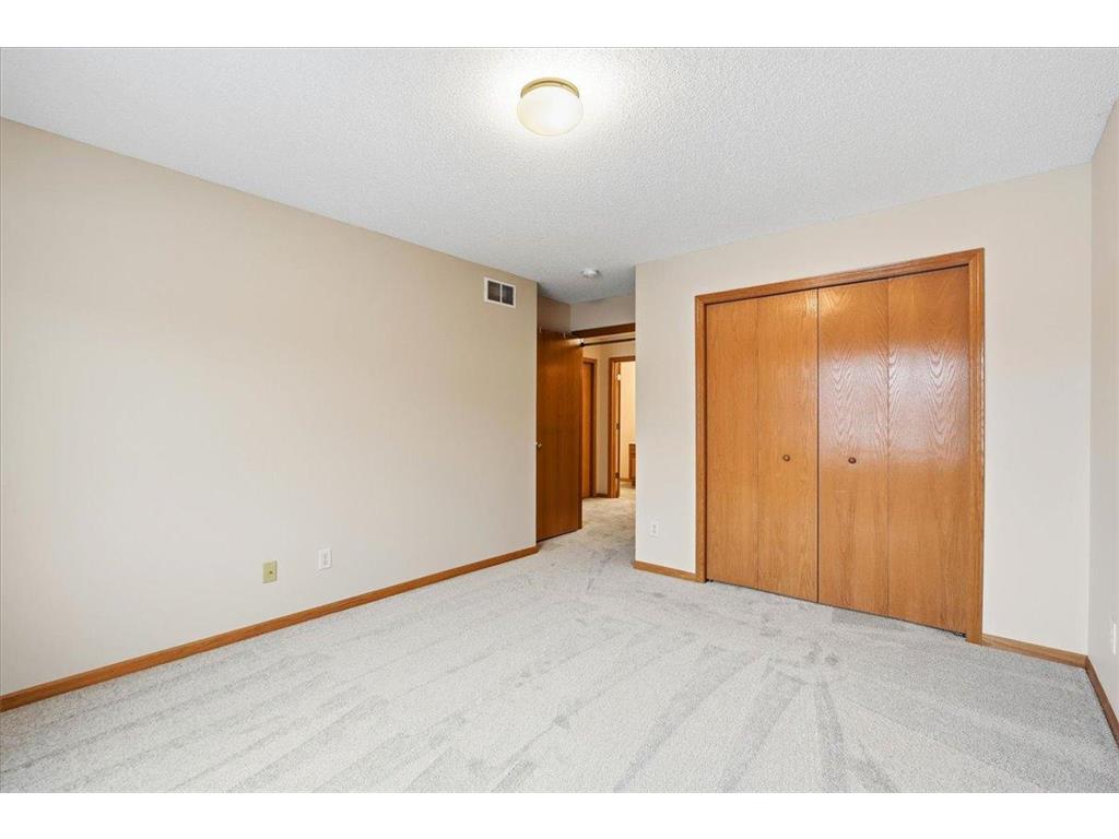 2305 Rosemary Curve Hudson WI 54016 7026965 image12