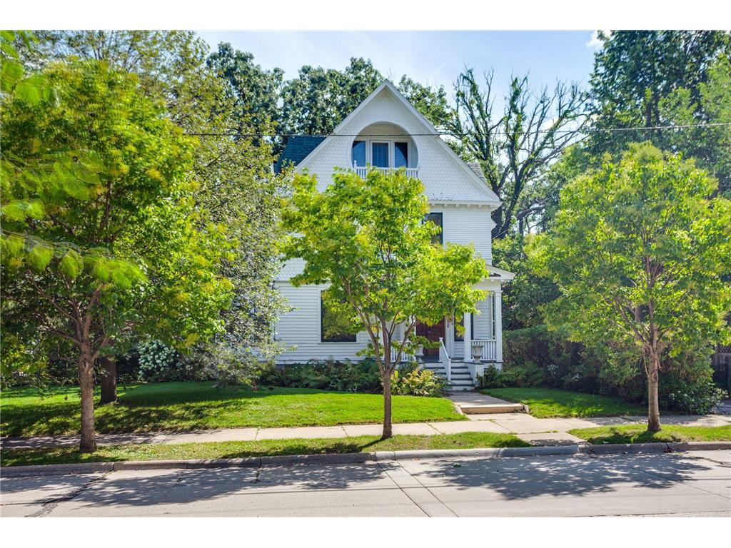 2305 W 21st Street Minneapolis MN 55405 6595102 image1