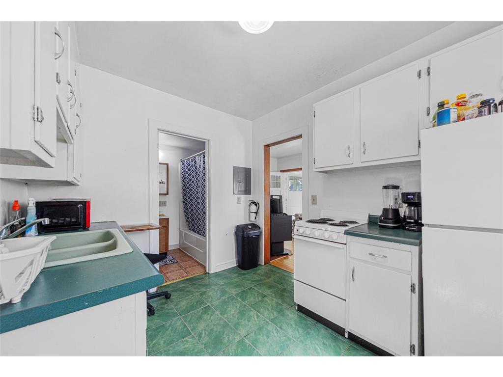 2306 4th Street Eau Claire WI 54703 7057064 image11