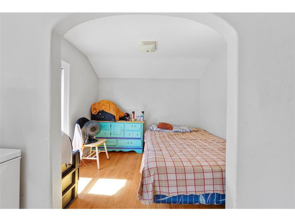 2306 4th Street Eau Claire WI 54703 7057064 image30