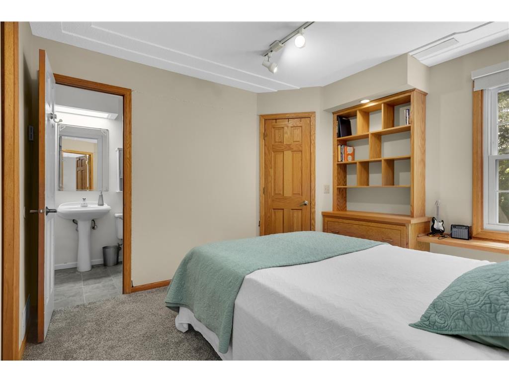 2307 Grange Avenue N Oakdale MN 55128 7085439 image23