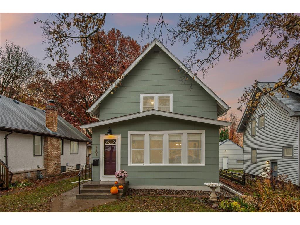 2307 Ione Street Lauderdale MN 55113 6615675 image1