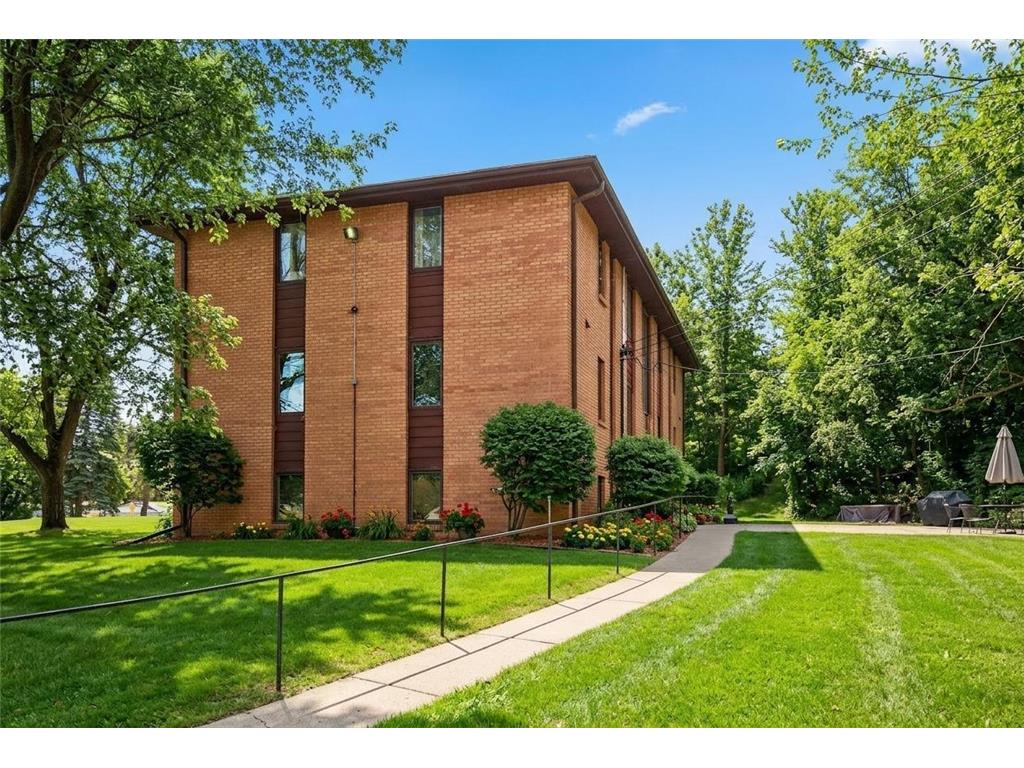 2307 Unity Avenue N Golden Valley MN 55422 7013335 image13