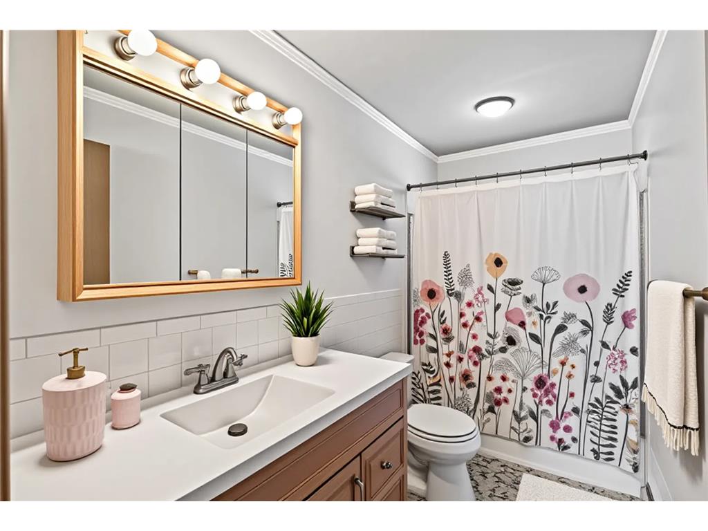 2307 Unity Avenue N Golden Valley MN 55422 7013335 image17