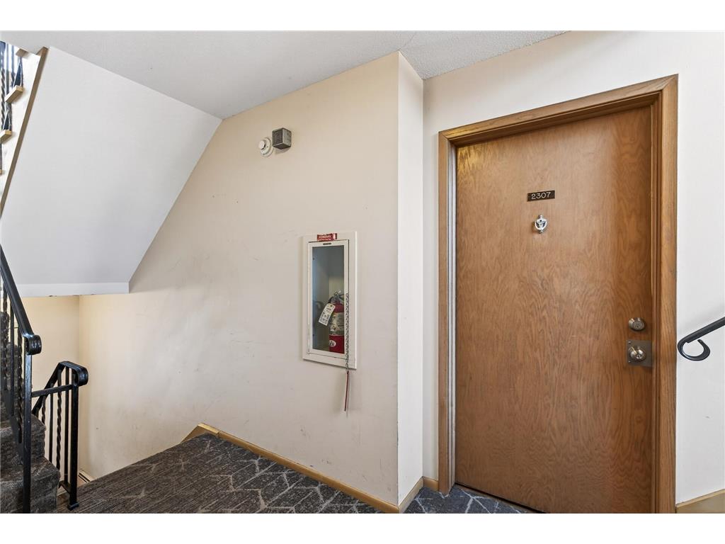 2307 Unity Avenue N Golden Valley MN 55422 7013335 image19