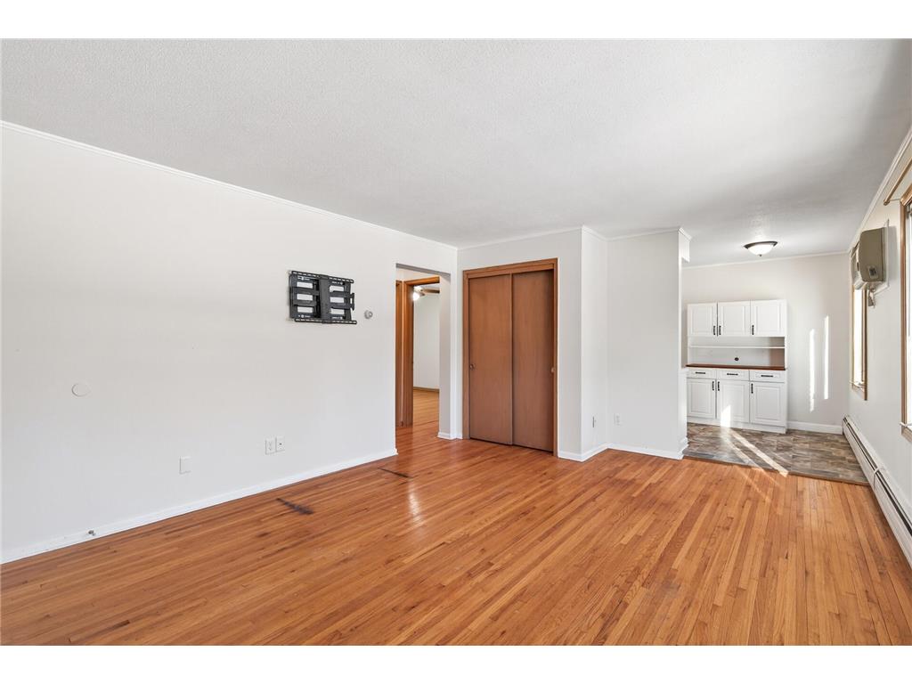 2307 Unity Avenue N Golden Valley MN 55422 7013335 image4