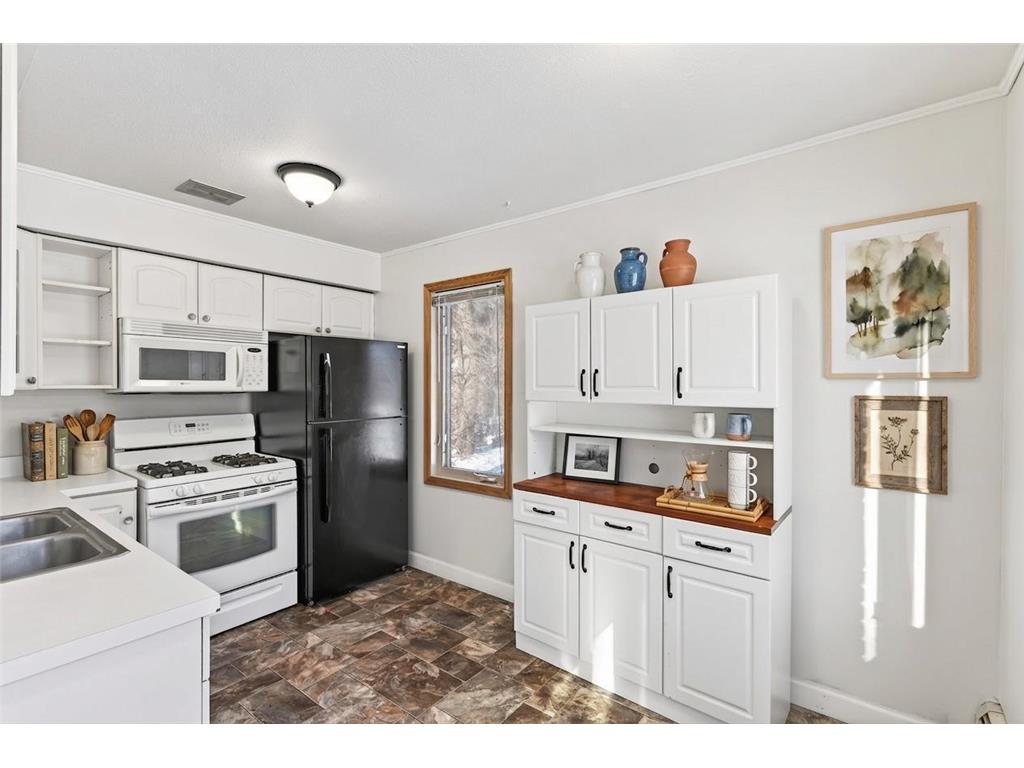 2307 Unity Avenue N Golden Valley MN 55422 7013335 image6