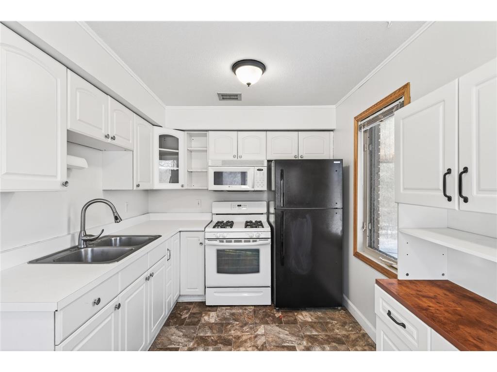 2307 Unity Avenue N Golden Valley MN 55422 7013335 image7