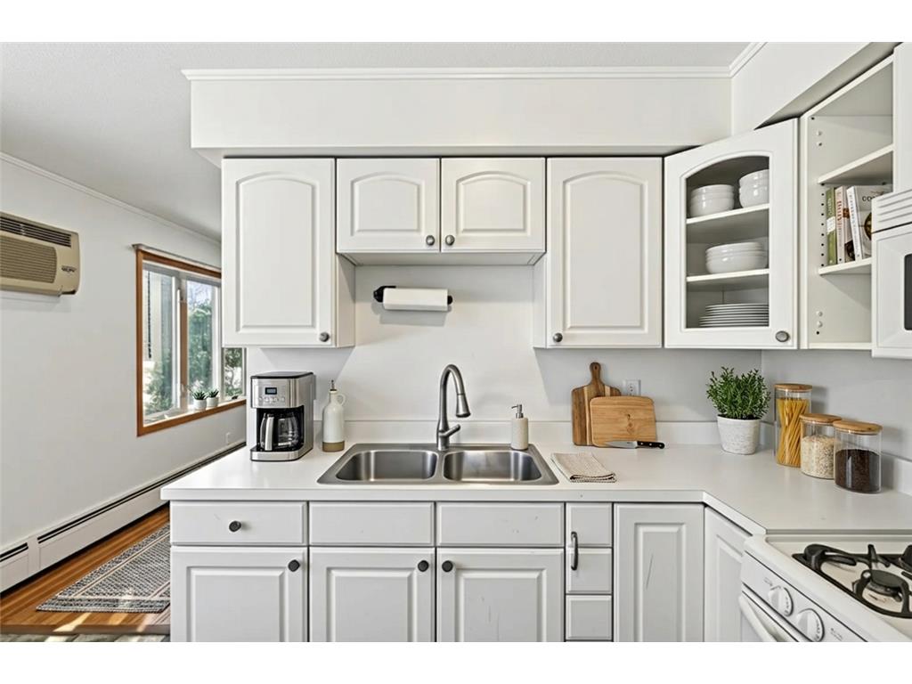 2307 Unity Avenue N Golden Valley MN 55422 7013335 image8