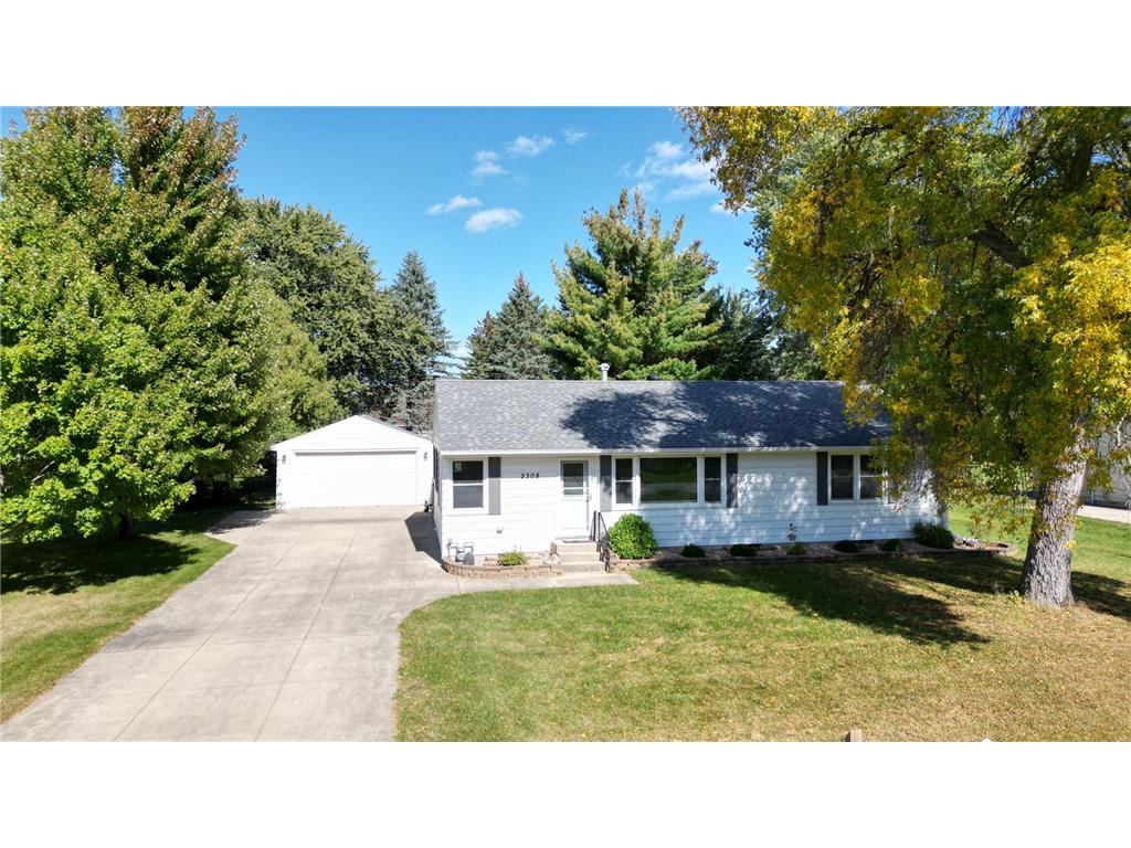 2308 10th Avenue SW Austin MN 55912 6610728 image1