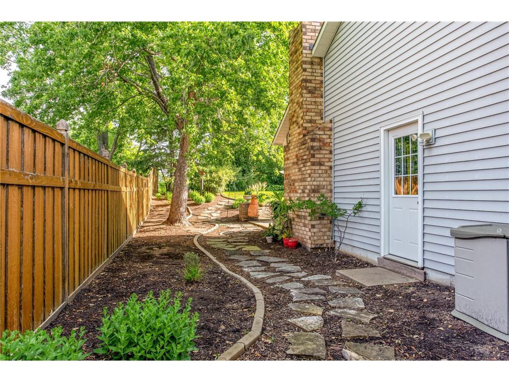 2308 Horizon Place Burnsville MN 55337 7078066 image44