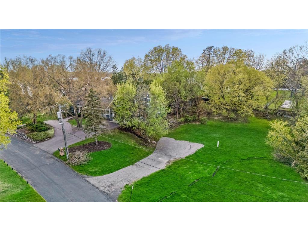 2308 Huntington Point Road E Minnetonka Beach MN 55391 - Lake Minnetonka 7065001 image2