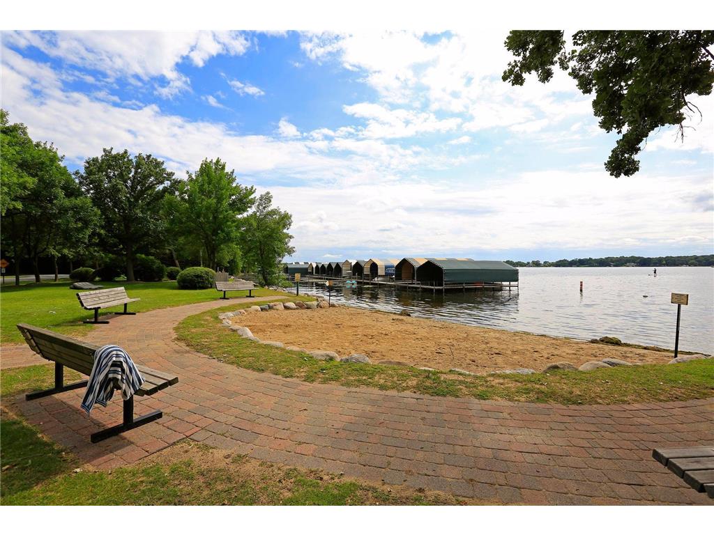 2308 Huntington Point Road E Minnetonka Beach MN 55391 - Lake Minnetonka 7065001 image8