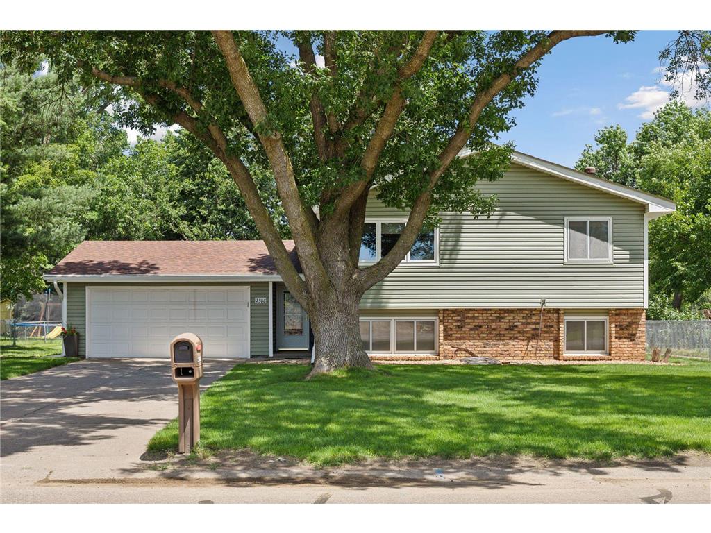 2308 Pearson Parkway Brooklyn Park MN 55444 6564714 image1