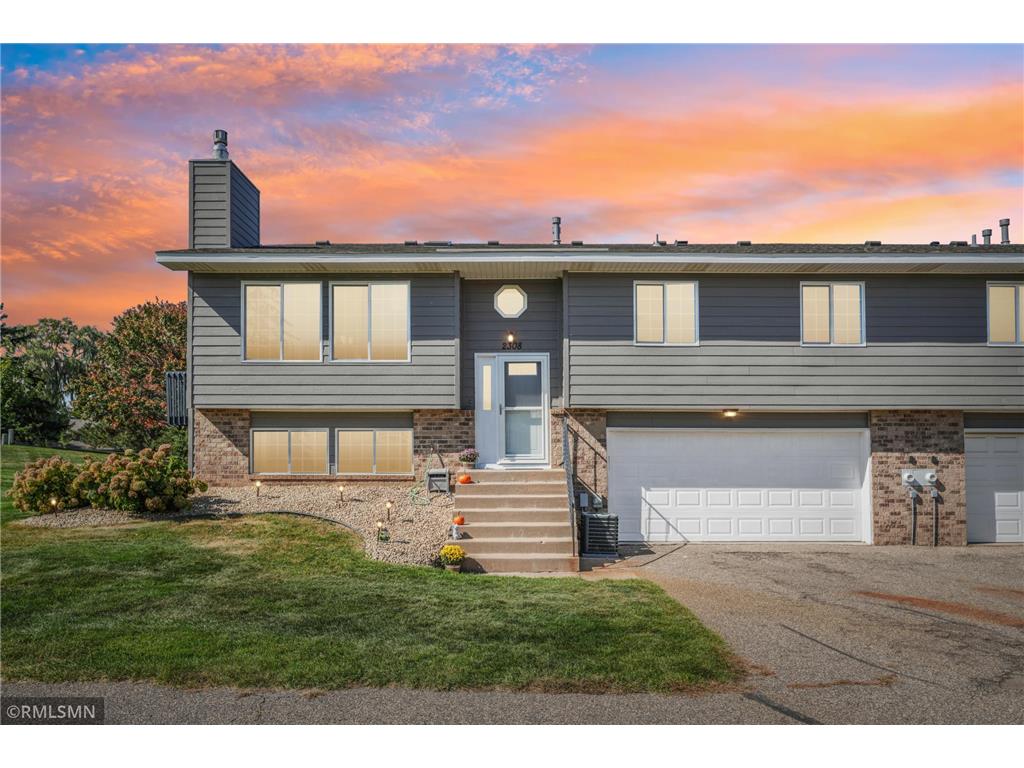 2308 Pond Avenue E Maplewood MN 55119 6612181 image1