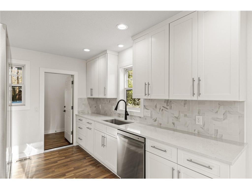 2308 Shadywood Road Orono MN 55391 7043162 image13