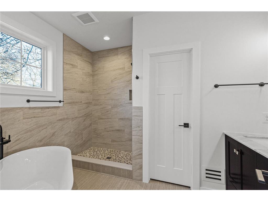 2308 Shadywood Road Orono MN 55391 7043162 image29