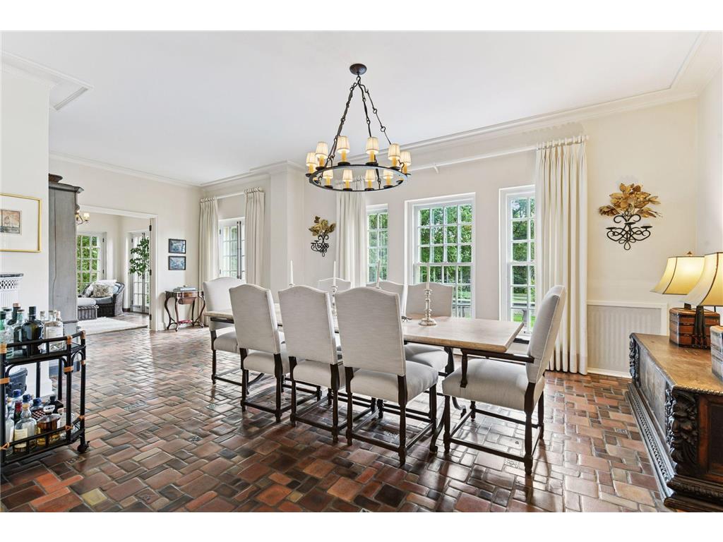 2308 W Lake Of The Isles Parkway Minneapolis MN 55405 - Lake of the Isles 6803462 image11