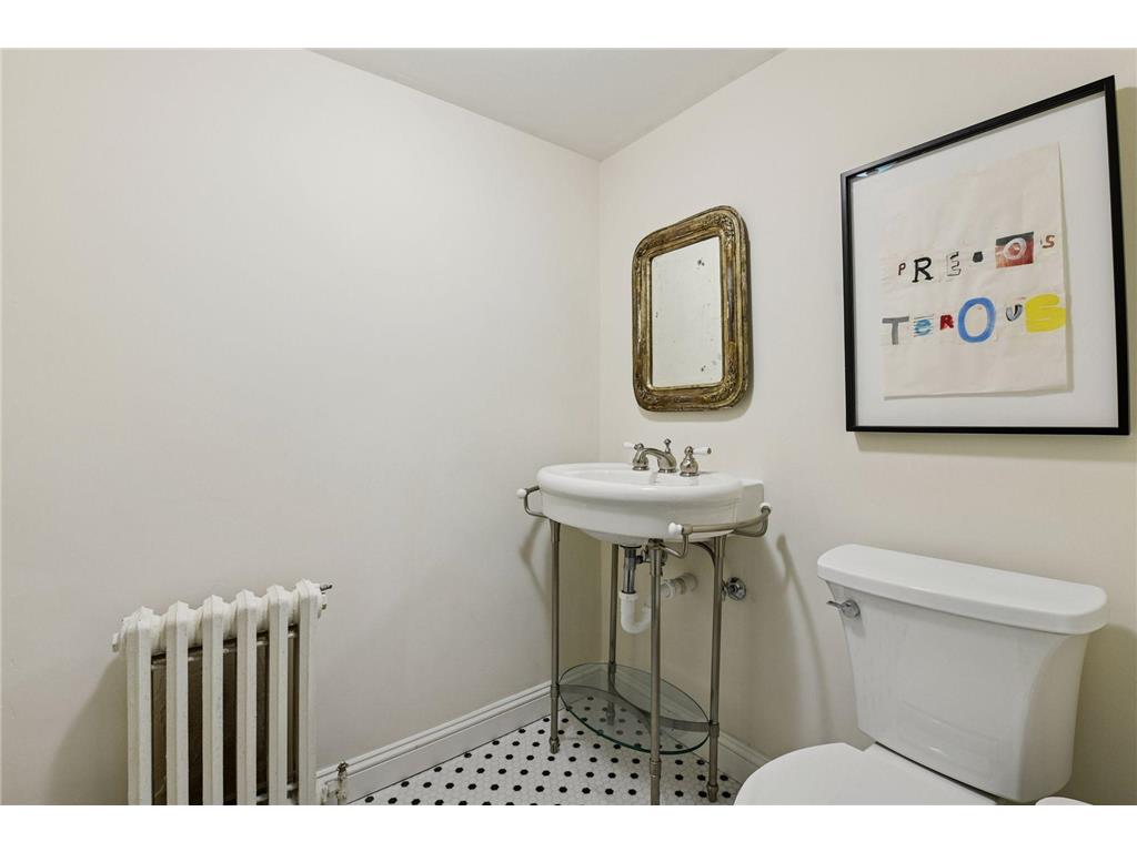 2308 W Lake Of The Isles Parkway Minneapolis MN 55405 - Lake of the Isles 6803462 image45