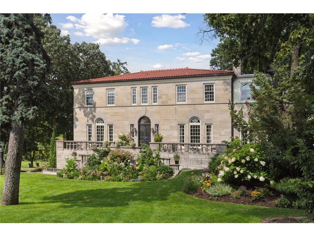 2308 W Lake Of The Isles Parkway Minneapolis MN 55405 - Lake of the Isles 7052417 image3