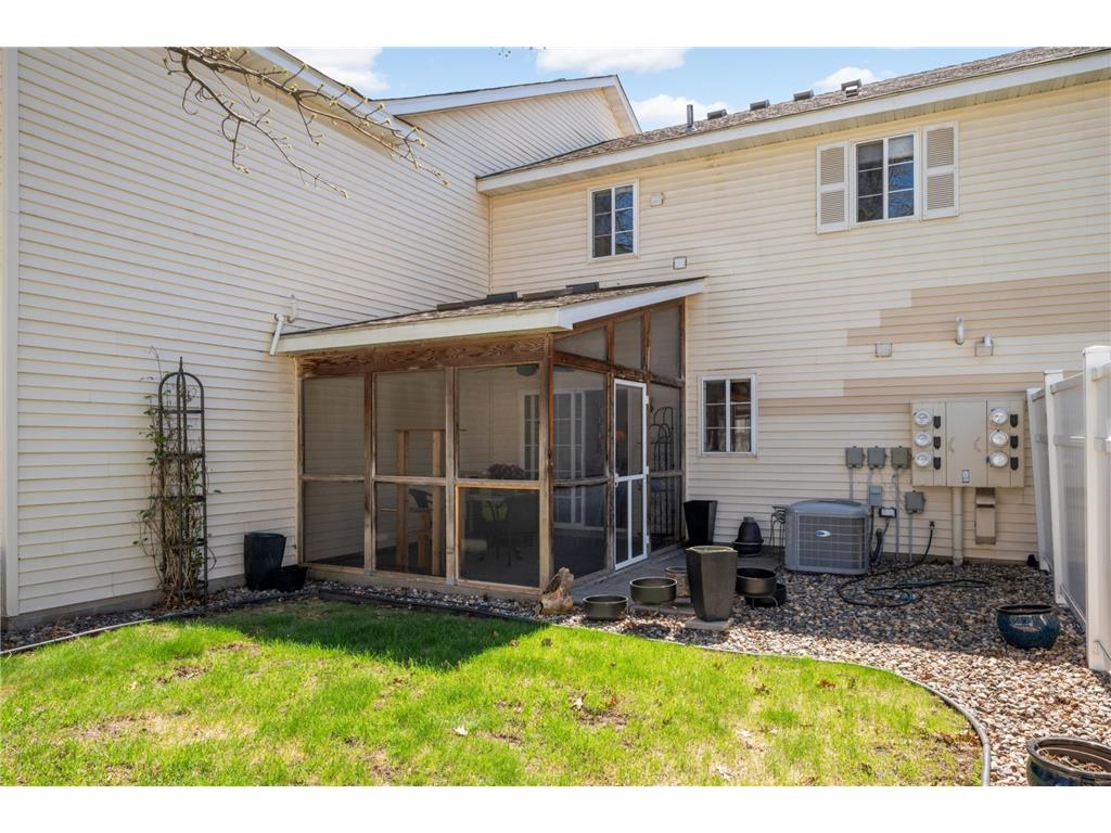 2308 Williams Drive Burnsville MN 55337 7063326 image22