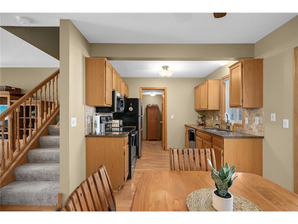 2308 Williams Drive Burnsville MN 55337 7063326 image8