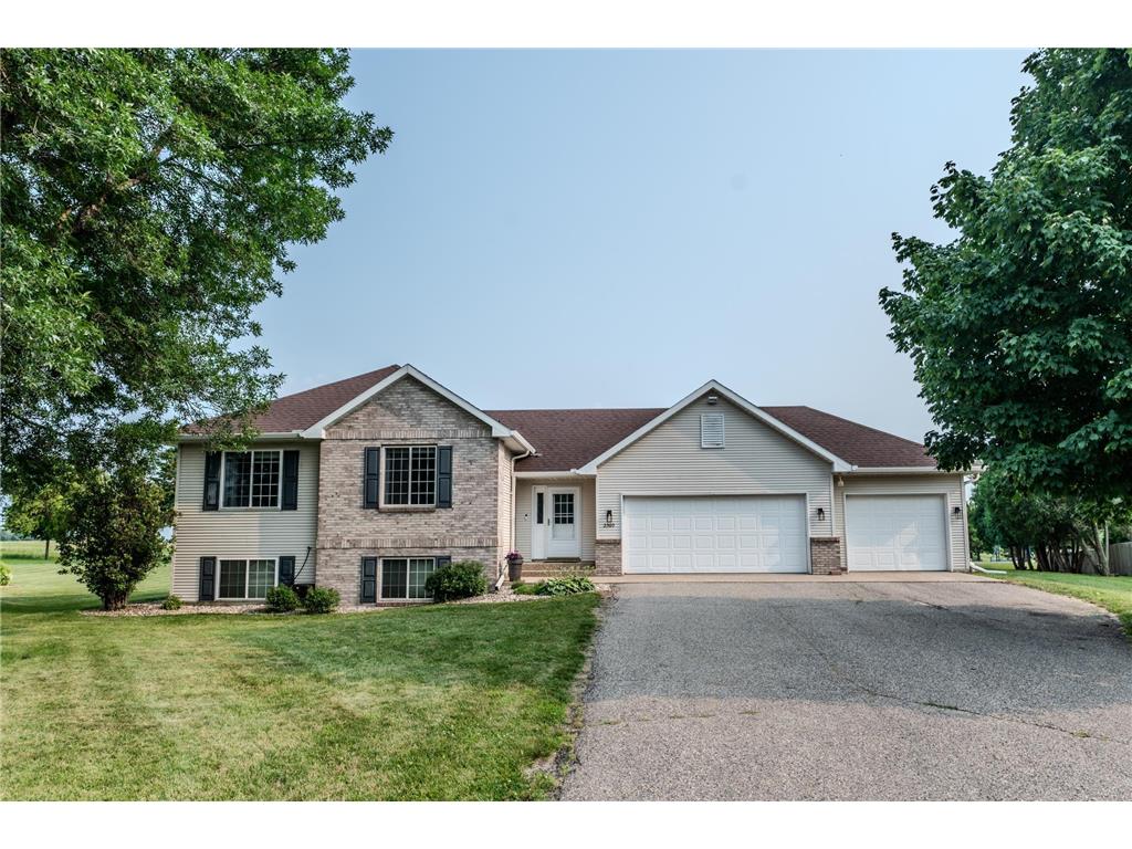 2309 10th Avenue SE Willmar MN 56201 6574173 image1