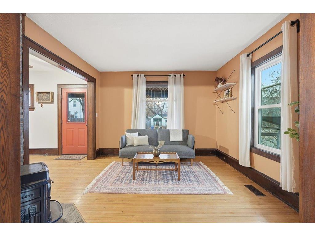 2309 E 32nd Street Minneapolis MN 55406 6814790 image4