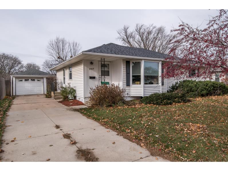 2309 Elton Hills Drive NW, Rochester, MN, 55901 MLS 6129158 Edina