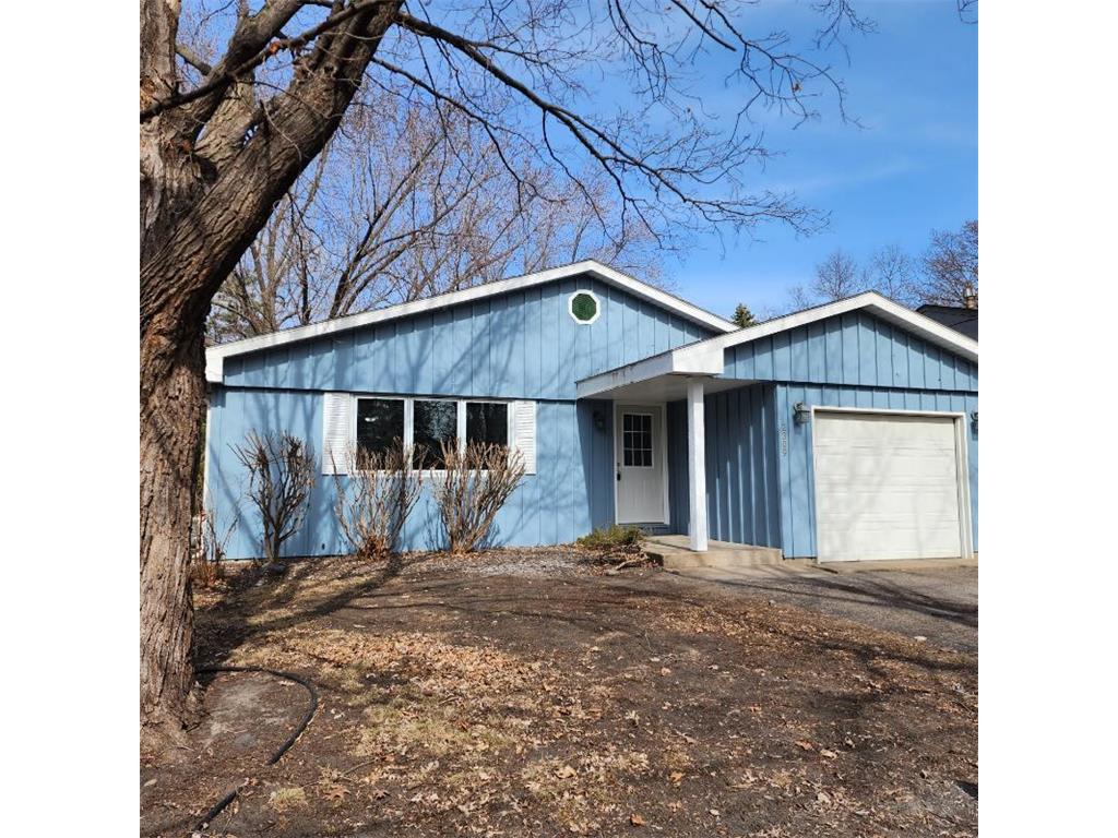 2309 N Upland Crest Columbia Heights MN 55421 6502752 image1