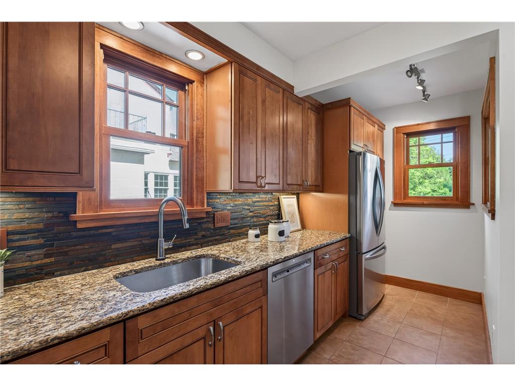 2309 Saint Anthony Parkway Minneapolis MN 55418 7087653 image17