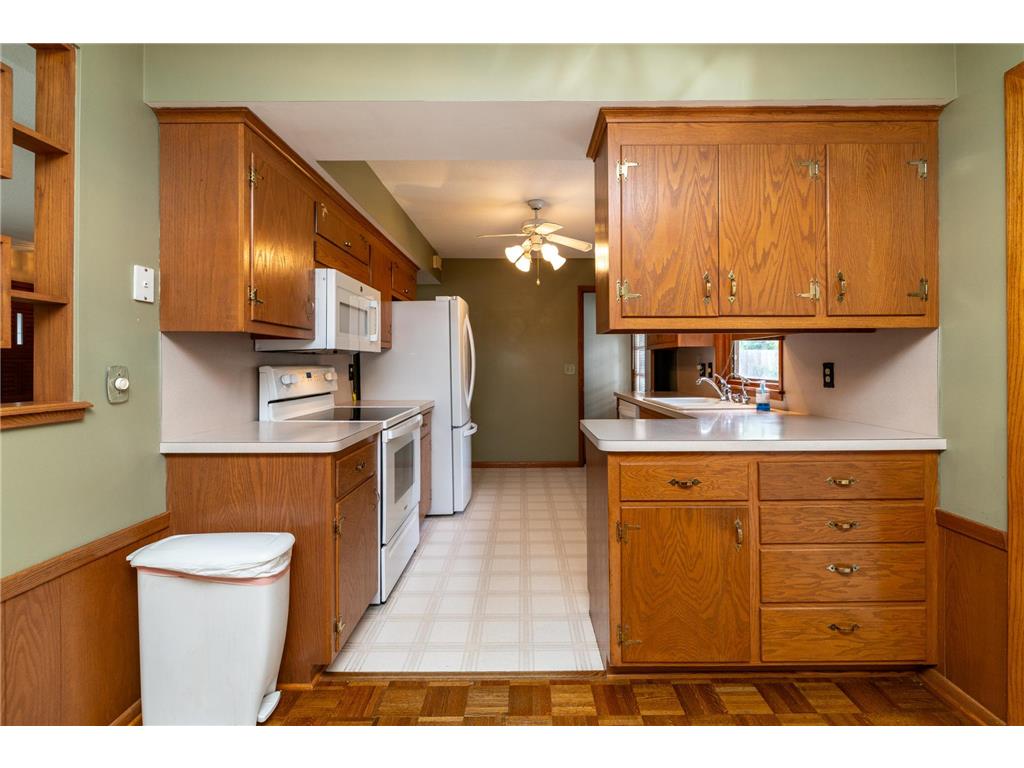 2309 W 95th Street Bloomington MN 55431 7106614 image10
