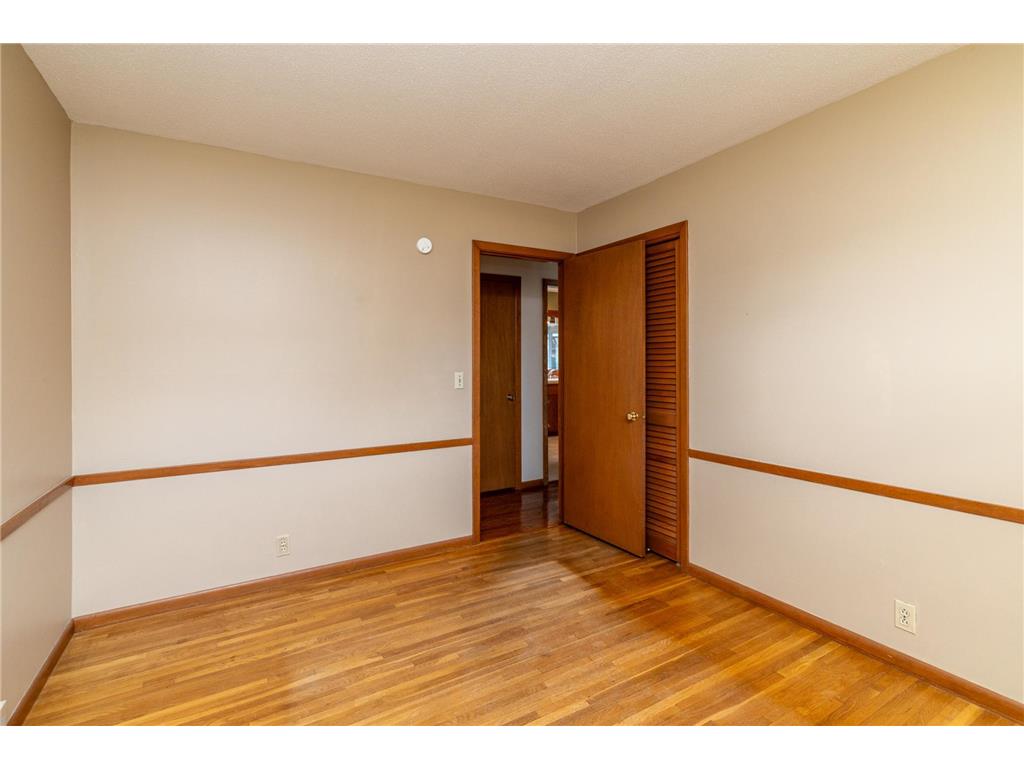 2309 W 95th Street Bloomington MN 55431 7106614 image22