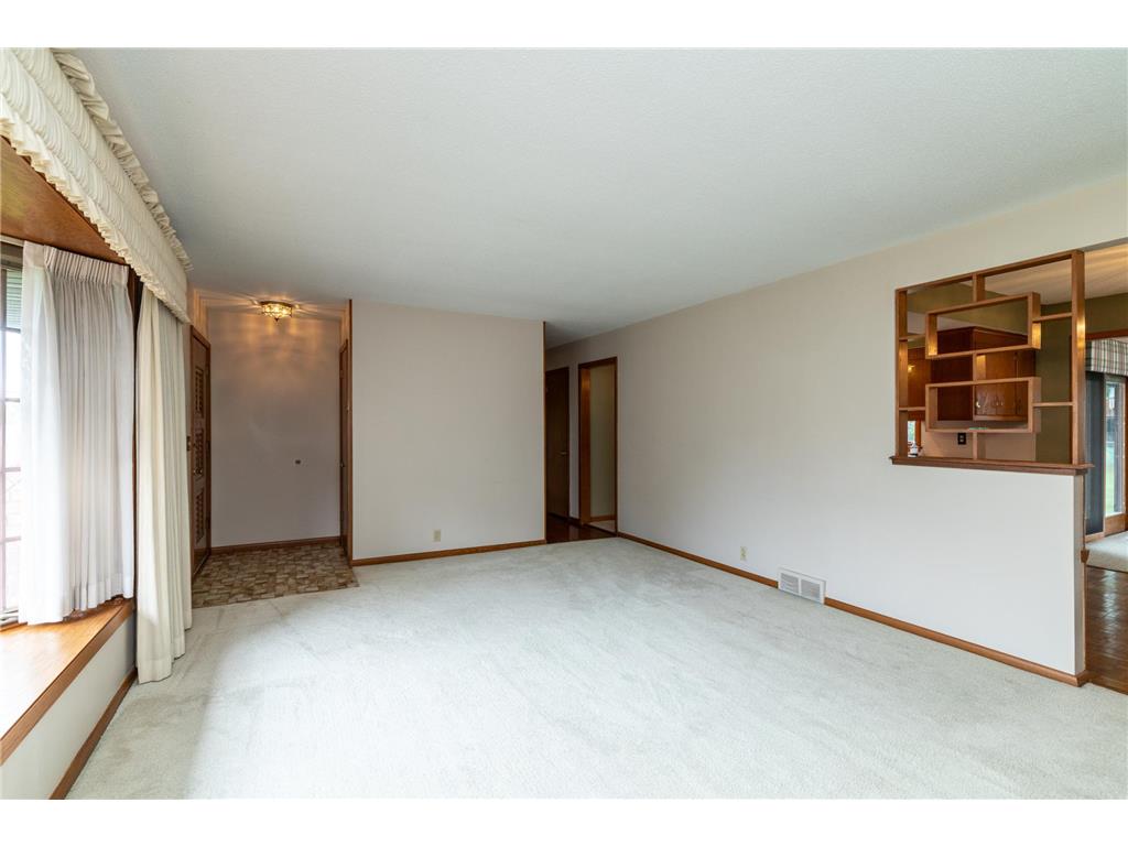 2309 W 95th Street Bloomington MN 55431 7106614 image3