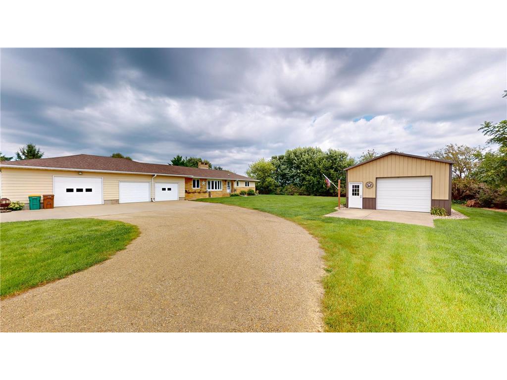 23096 Bluegrass Road Albert Lea MN 56007 6777844 image1